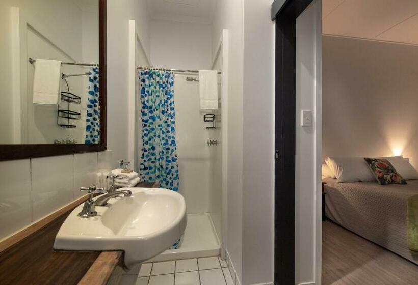 Хижина, Cape Trib Beach House