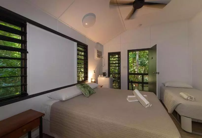 Deluxe-studio, Cape Trib Beach House