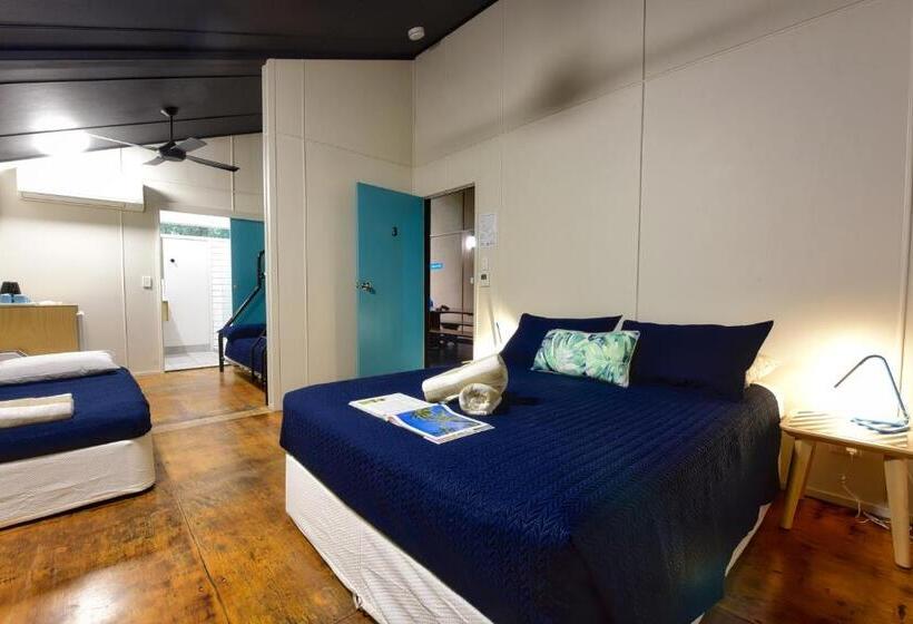 Семейное Бунгало, Cape Trib Beach House