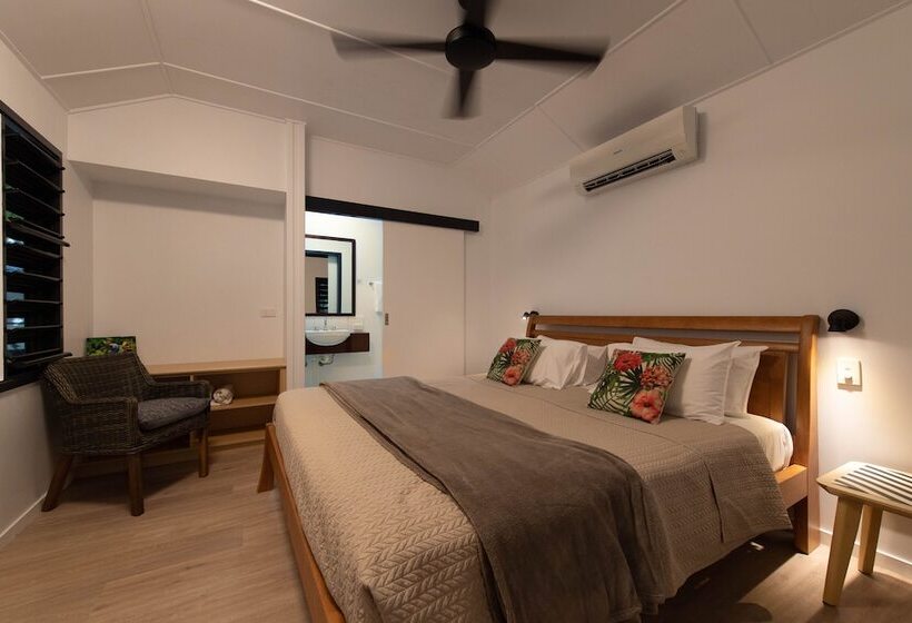 Хижина, Cape Trib Beach House