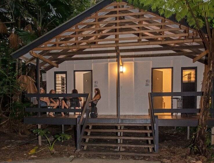 Хижина, Cape Trib Beach House