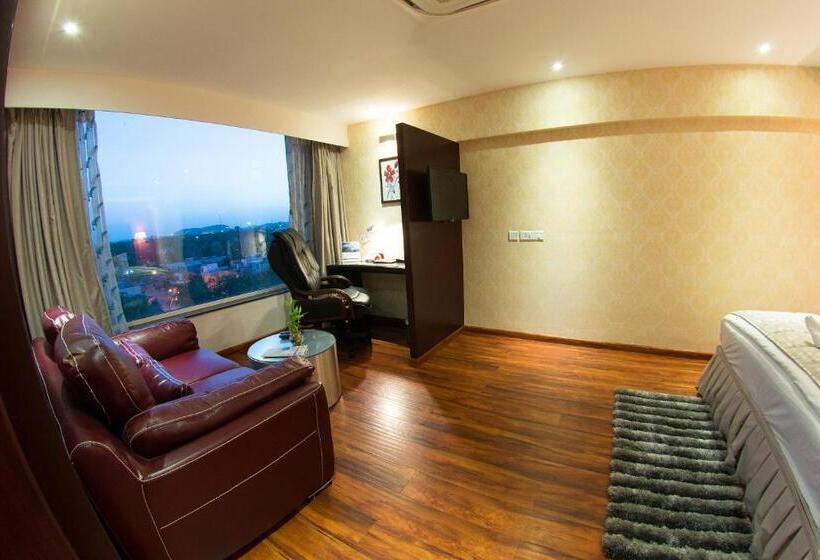 סוויטה, Fern Residency Jodhpur