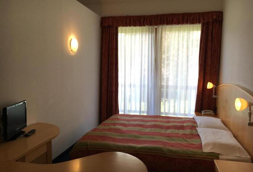 Номер Стандарт, Garni Enrosadira