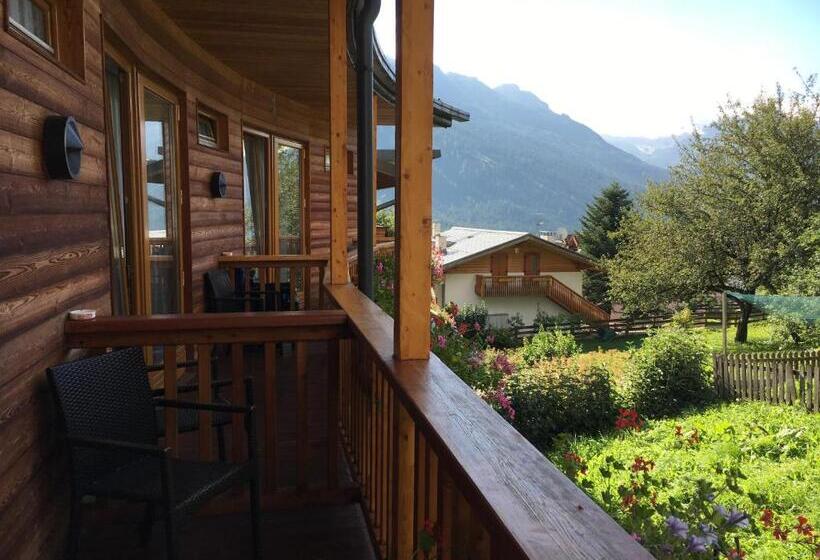 Номер Стандарт, Garni Enrosadira