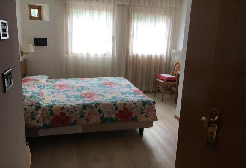 Номер Стандарт, Garni Enrosadira