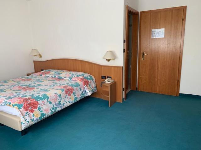 Четырехместный Номер Economy, Garni Enrosadira