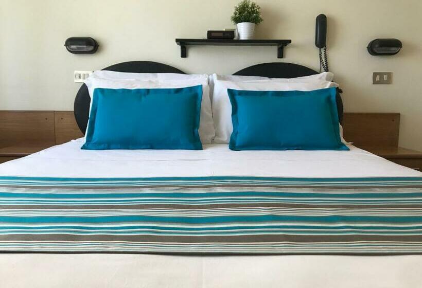 اتاق استاندارد, Golf