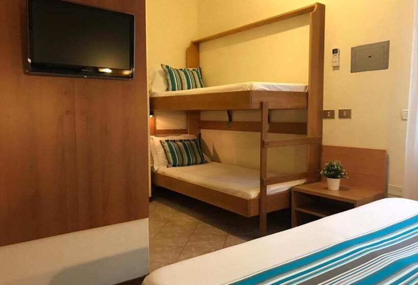 اتاق خانوادگی, Golf