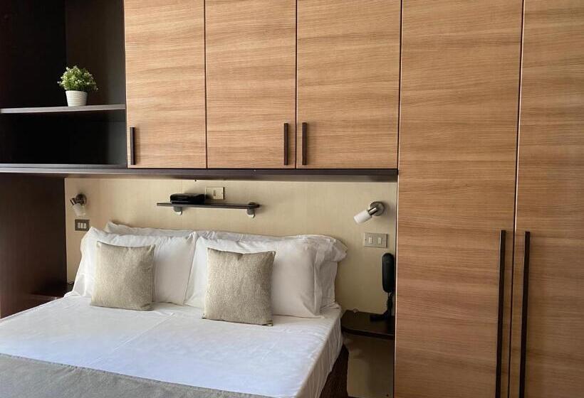 اتاق لوکس, Golf