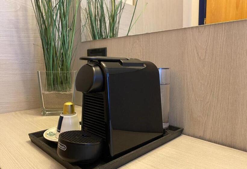 سوئیت با وان آب گرم, Golf