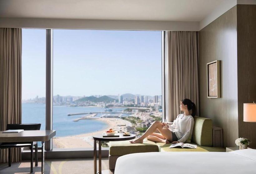 غرفة قياسية مطلّة علي البحر, Grand Hyatt Dalian