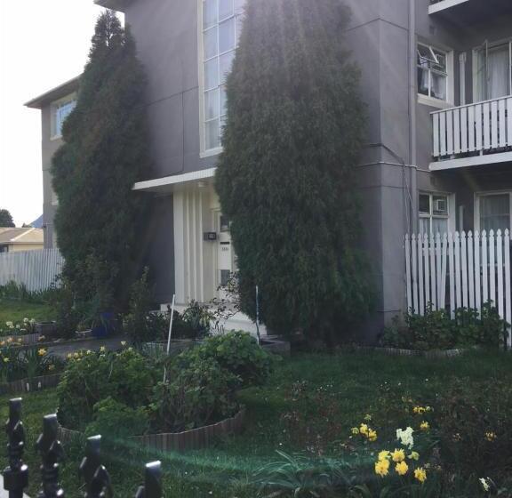 דירת שני חדרים, Hobart Apartments