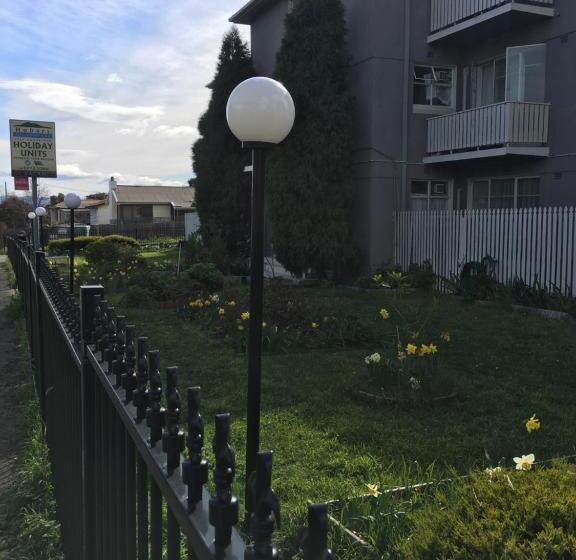 דירת שני חדרים, Hobart Apartments