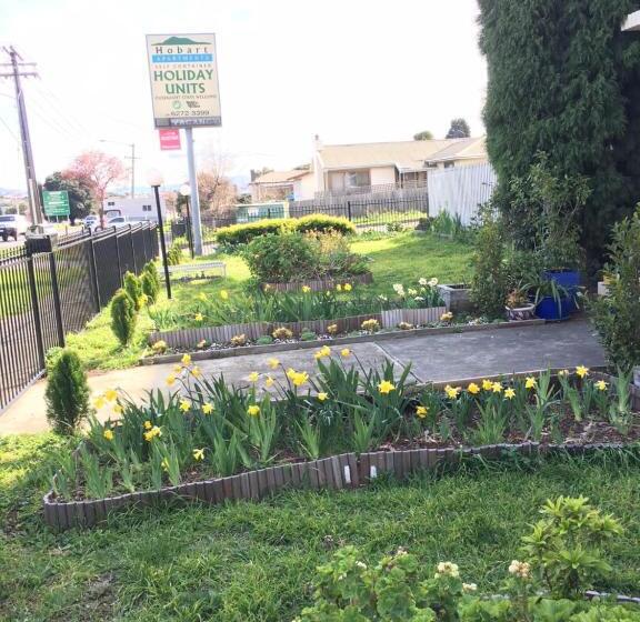 דירת חדר, Hobart Apartments