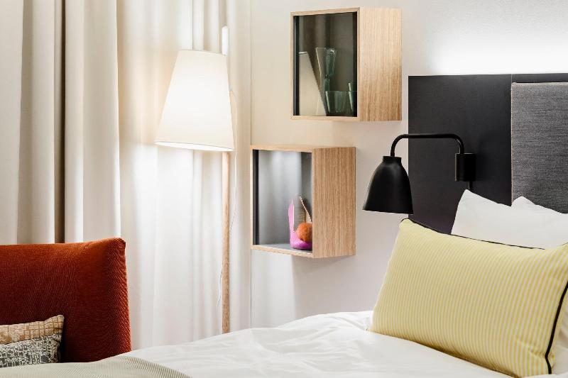 스탠다드 룸 킹사이즈 침대, Indigo Helsinki Boulevard, An Ihg