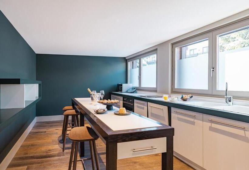 דירת פנטהאוז 1 חדרי שינה, Les Suites De La Potiniere