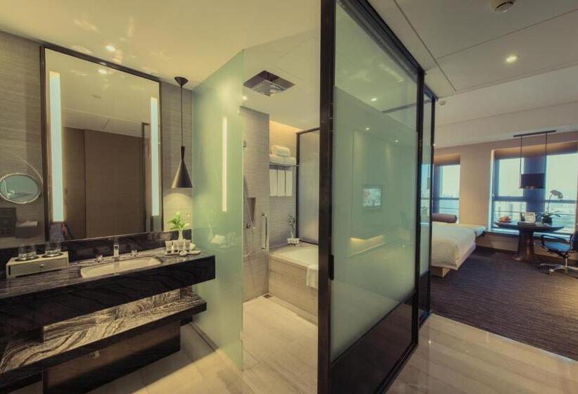 חדר דחוקס עם מיטת קינג, Pan Pacific Tianjin