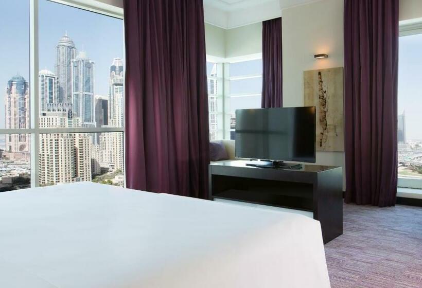 Номер Executive Кровать Кинг, Pullman Dubai Jumeirah Lakes Towers