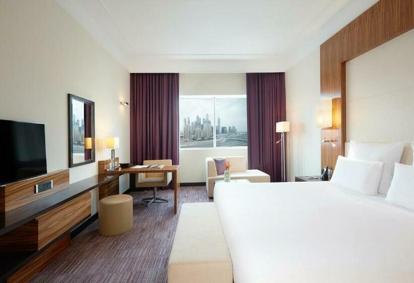 اتاق سوپریور با تخت بزرگ, Pullman Dubai Jumeirah Lakes Towers