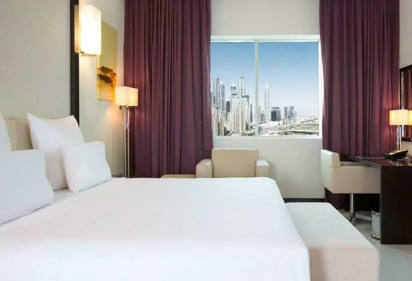 3 Bedroom Suite, Pullman Dubai Jumeirah Lakes Towers