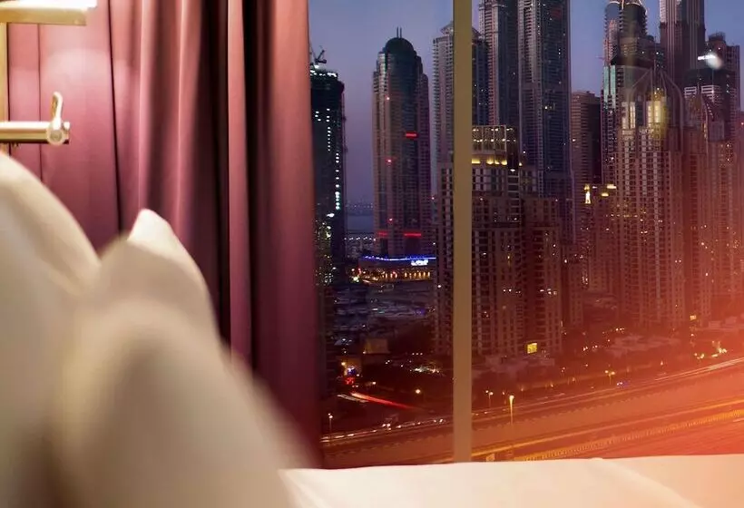 اتاق سوپریور, Pullman Dubai Jumeirah Lakes Towers