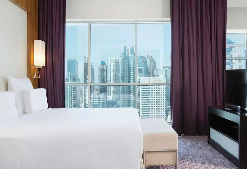 اتاق سوپریور, Pullman Dubai Jumeirah Lakes Towers