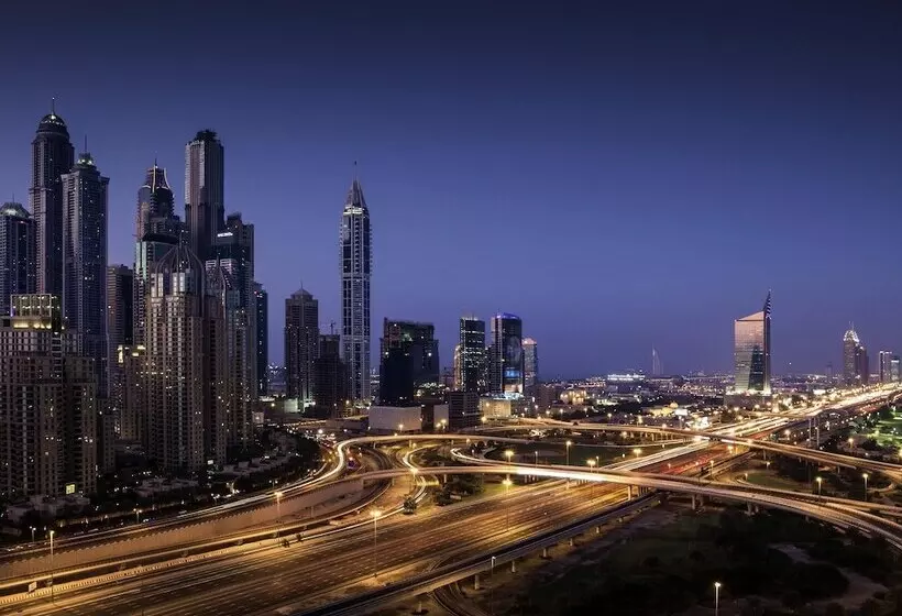 اتاق اجرایی, Pullman Dubai Jumeirah Lakes Towers