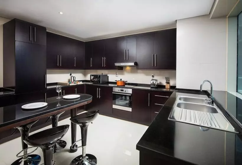 3 Bedroom Suite, Pullman Dubai Jumeirah Lakes Towers
