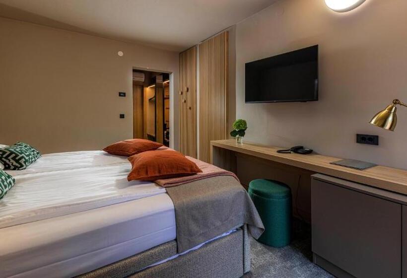 ファミリールーム, Terme Jezercica