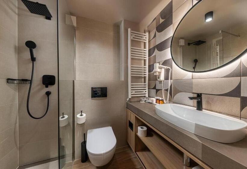 デラックスファミリールーム, Terme Jezercica