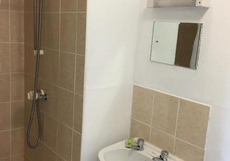 חדר סטנדרט, OYO Wave Crest