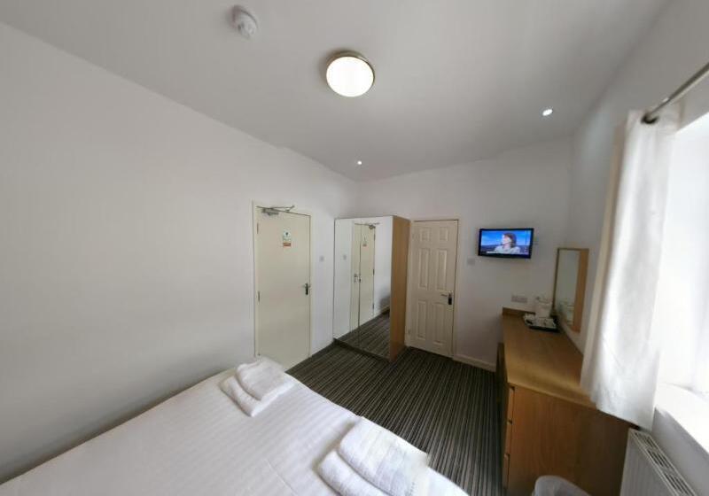 Номер Deluxe, OYO Wave Crest