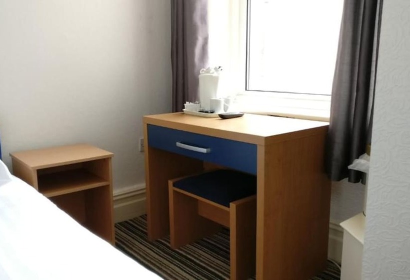 Номер Superior, OYO Wave Crest