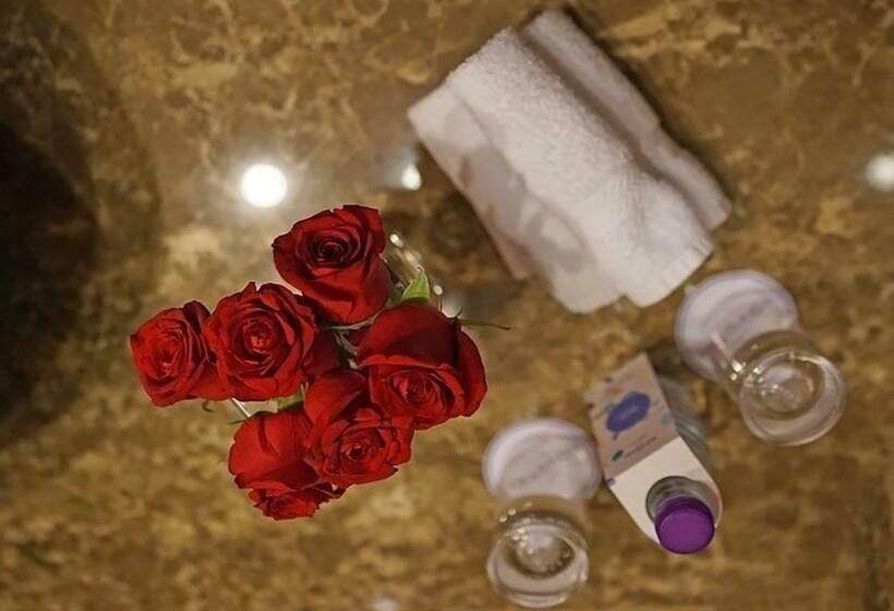 חדר סופריור עם מיטת קינג, Novotel Suites Riyadh Olaya