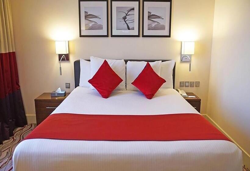 חדר סופריור עם מיטת קינג, Novotel Suites Riyadh Olaya