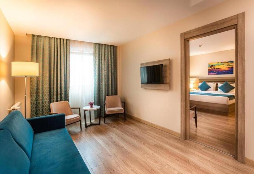 سوییت, Rox Hotel Istanbul