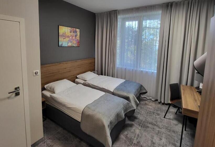 스탠다드 룸, Centrum