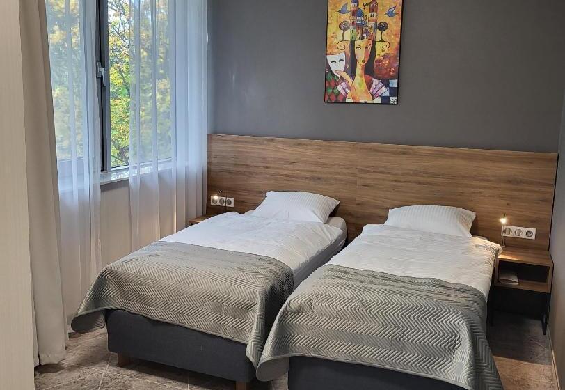 스탠다드 룸, Centrum