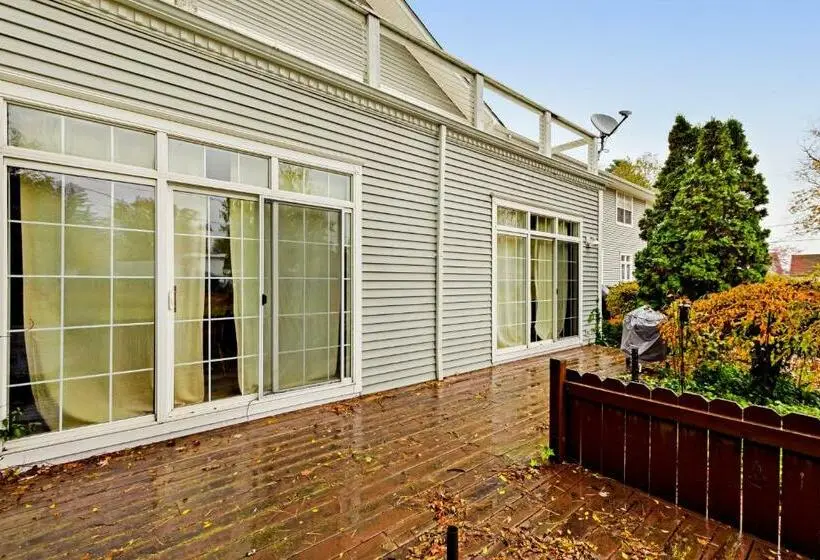 ３ベッドルームアパートメント, Beacon Court D
