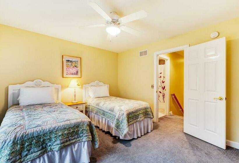 Апартаменты 3 Спальни, Beacon Court D