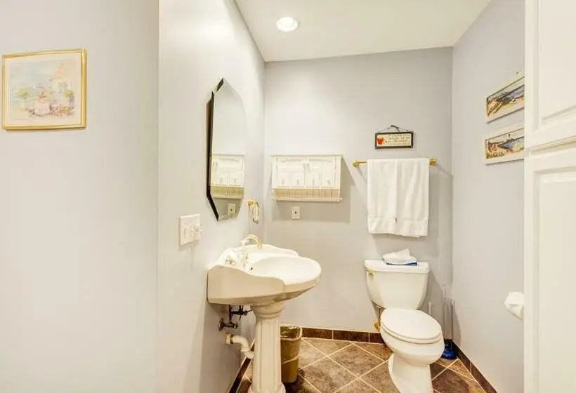 ３ベッドルームアパートメント, Beacon Court D