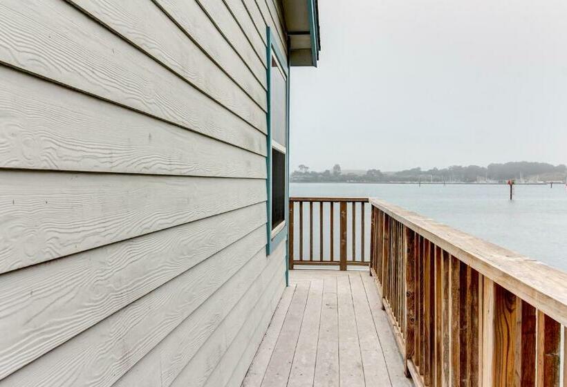 스탠다드 스튜디오, Bayside Cottage