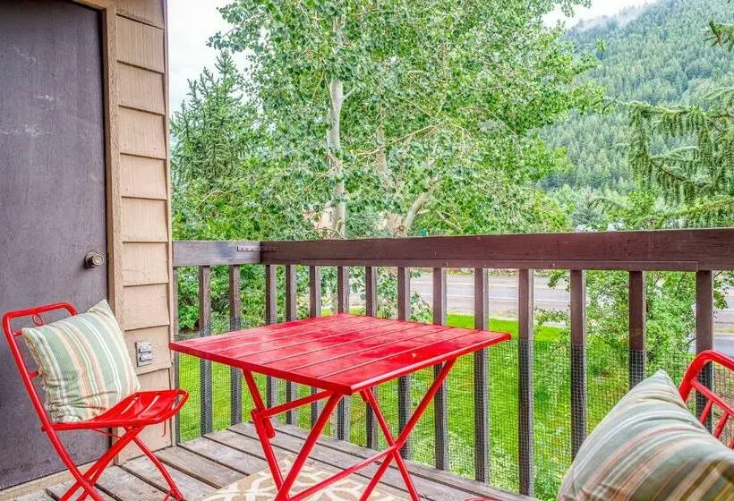 2ベッドルームアパートメント, Mountain Stream Condo