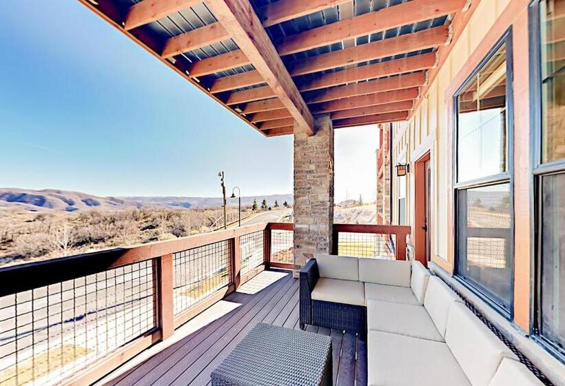 Апартаменты 3 Спальни, North Vista Haven Unit 101