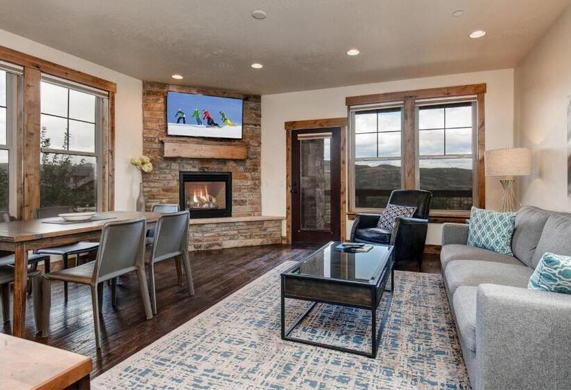 Апартаменты 3 Спальни, North Vista Haven Unit 101