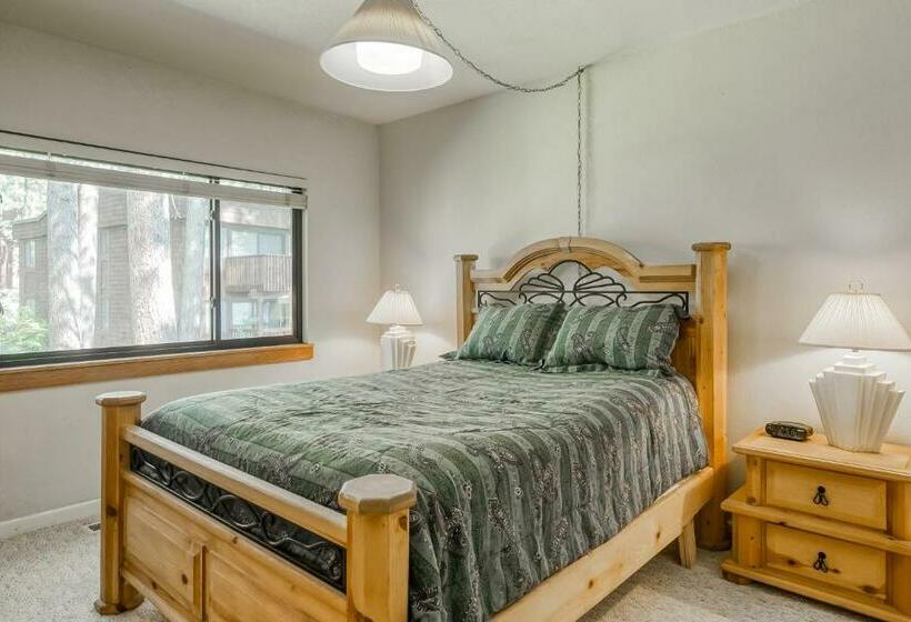 Апартаменты 3 Спальни, Our Lake House