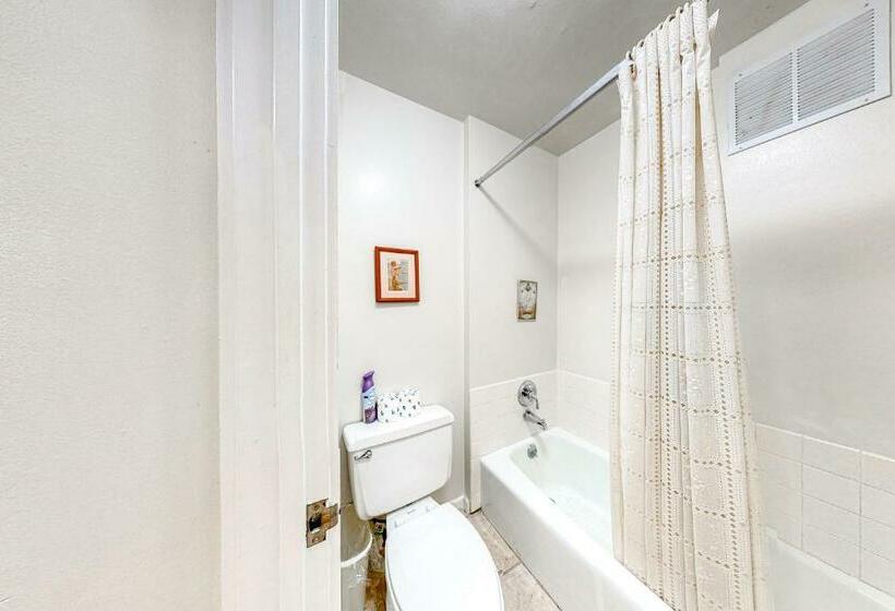 Апартаменты 3 Спальни, Our Lake House