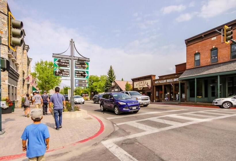 شقة غرفة واحدة, Warm Springs Wonder