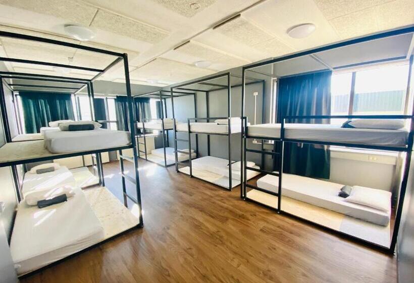 تختخواب در اتاق مشترک, Bus Hostel Reykjavik   Reykjavik Terminal