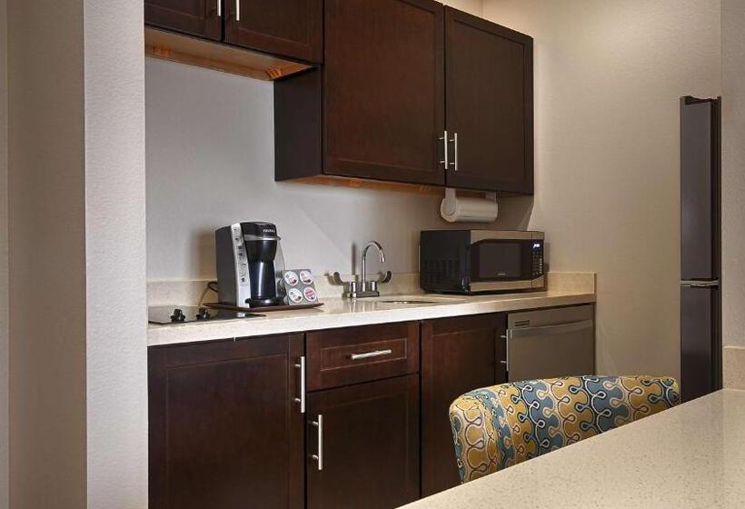 سوئیت با تخت بزرگ, Best Western Premier Ashton Suiteswillowbrook